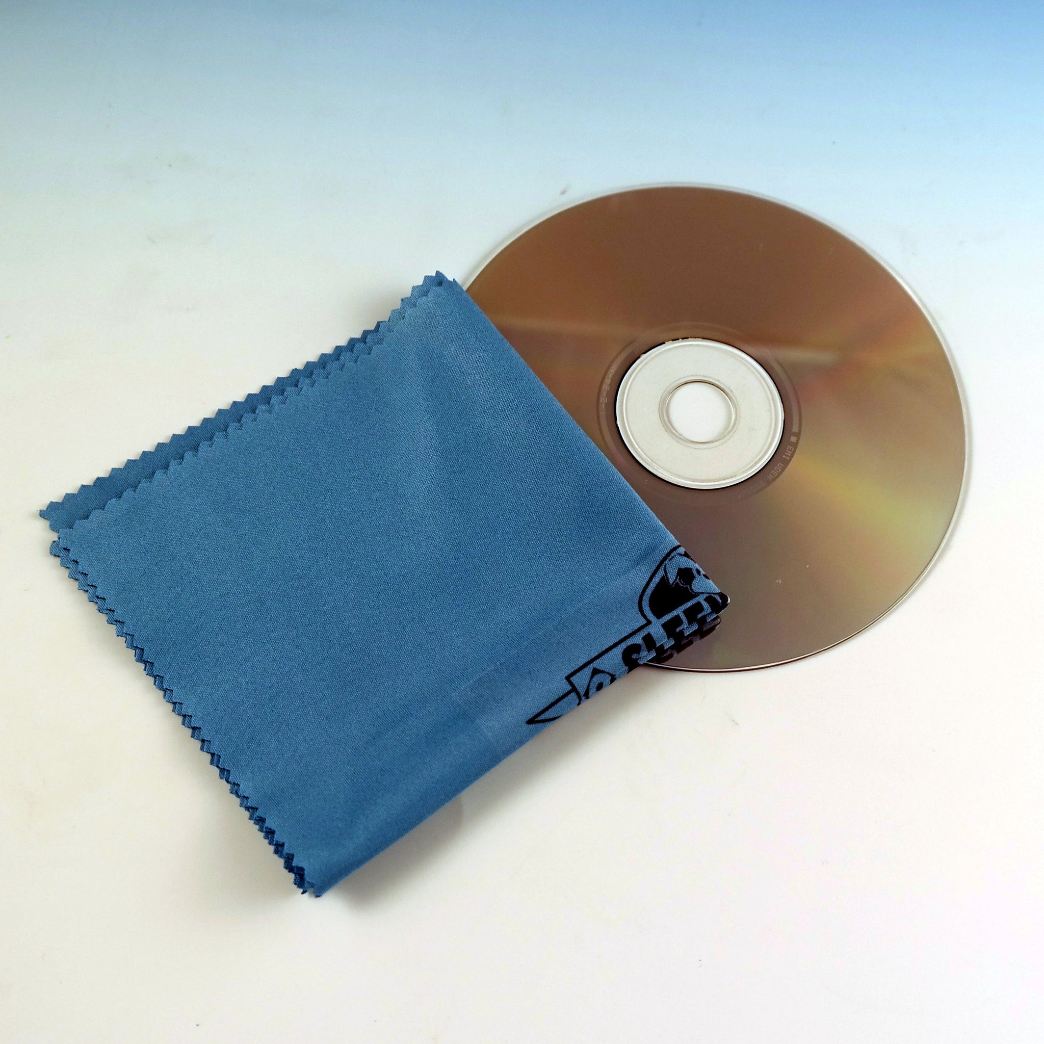 Phoenix Microfiber CD / DVD Cleaning Cloth | Sleeve City
